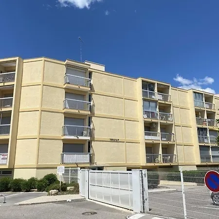 T2 Climatise Avec Balcon, Parking, Et Wifi - - Fr-1-553-224 * Balaruc-les-Bains