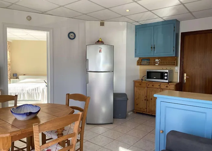 T2 Climatisé Avec Balcon, Parking, Et Wifi – - Fr-1-553-224 Appartamento