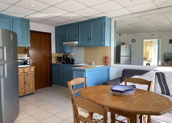 T2 Climatisé Avec Balcon, Parking, Et Wifi – - Fr-1-553-224 Appartamento *